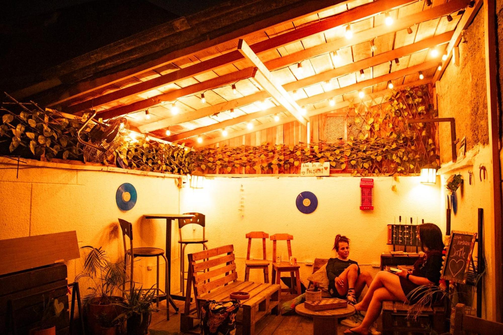 Casa Almarita - Hostal, Bar Y Restaurante Medellín