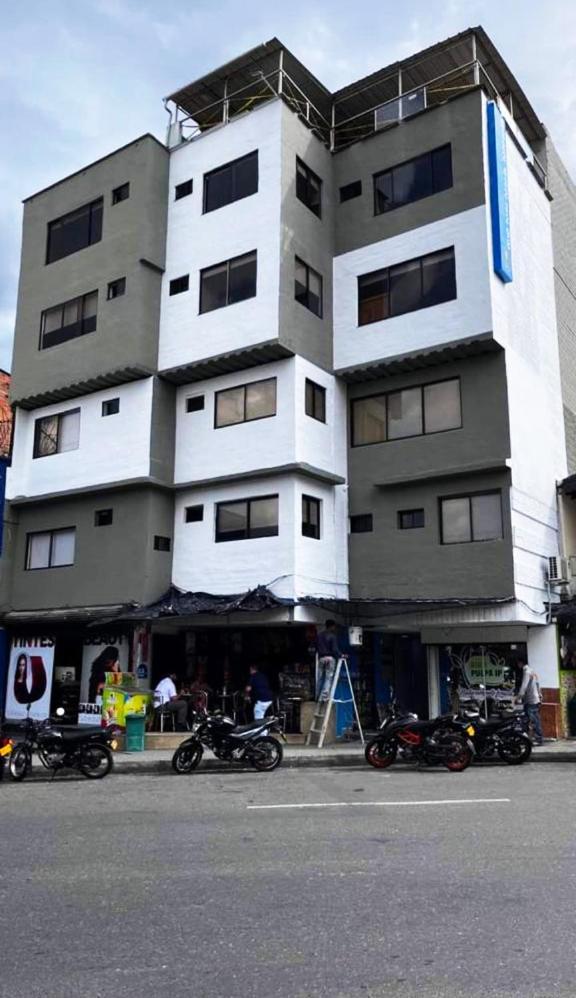 Hotel 33 Bulerias 3*