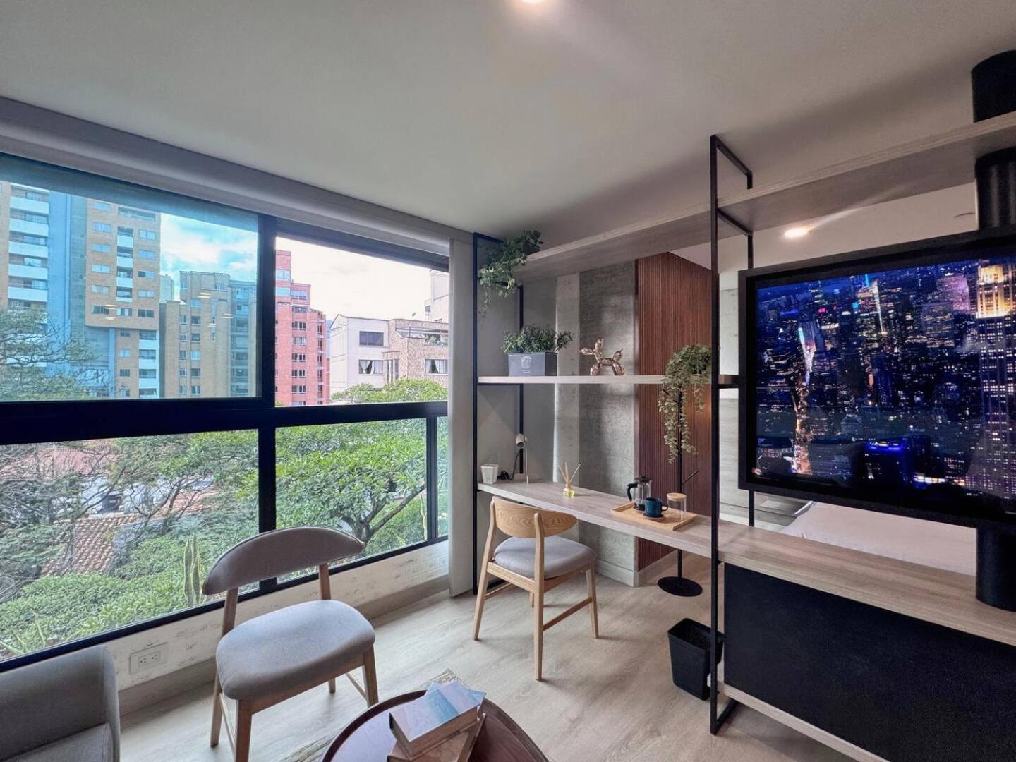 1br Near Unicentro, Upb & 2nd Parque Laureles *