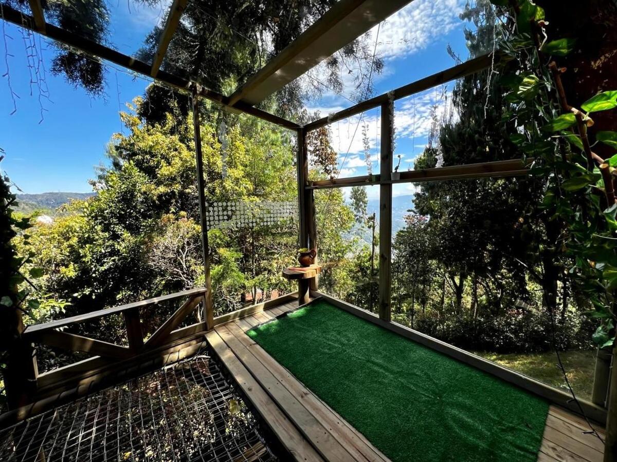 Con Jacuzzi, Masaje En Sitio Opcional Y Chimenea Romantica-santa Elena Chalet