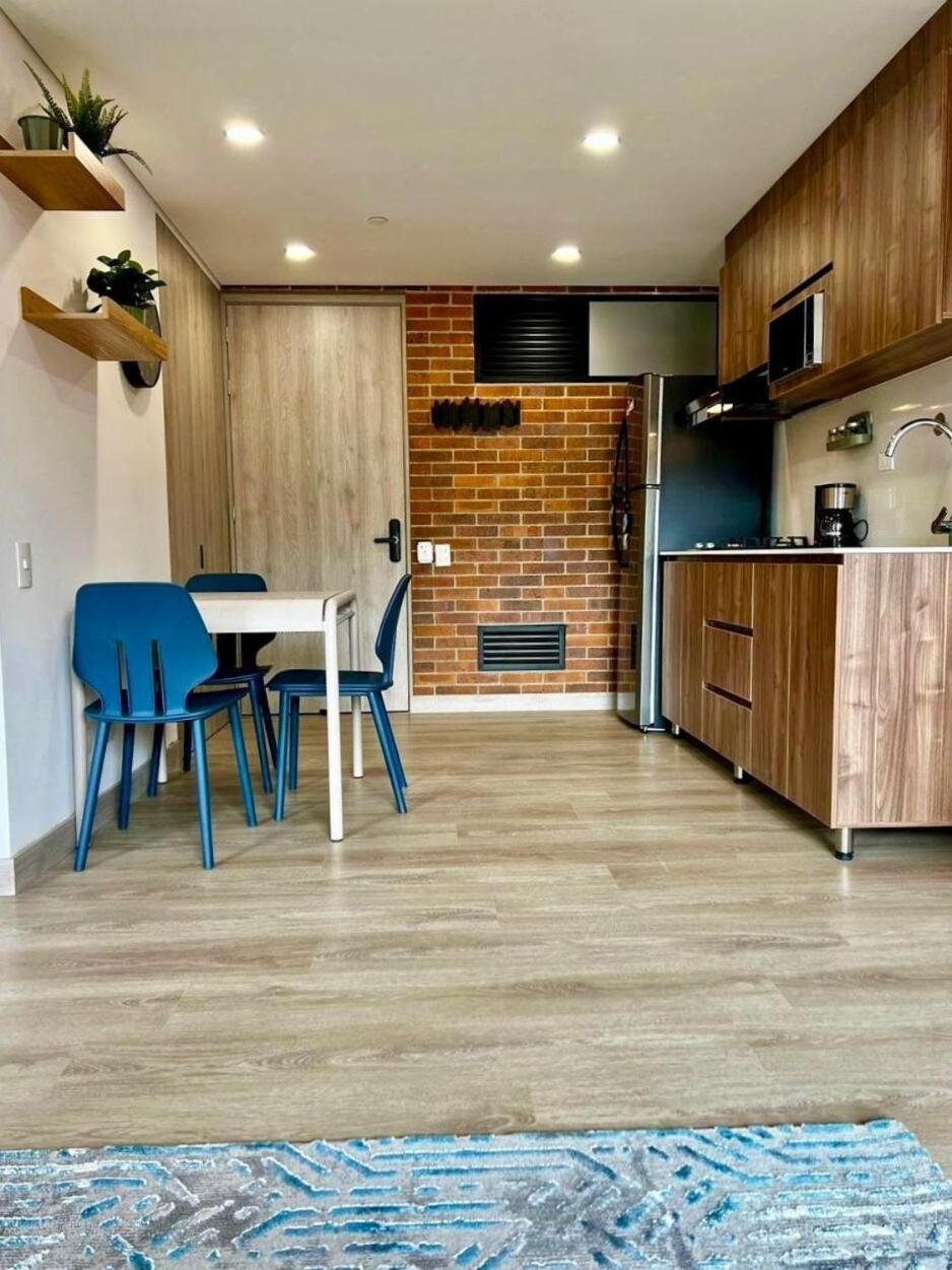 Apartamento 1 Bed W Ac In Laureles Medellín