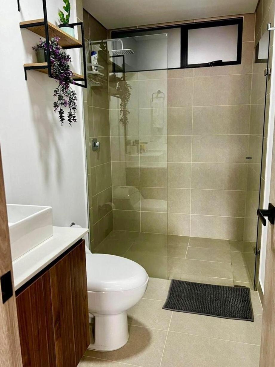 1 Bed W Ac In Laureles Apartamento