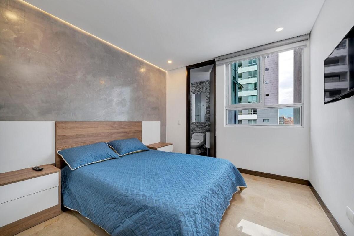 Modern & Spacious Near Provenza Apartamento *