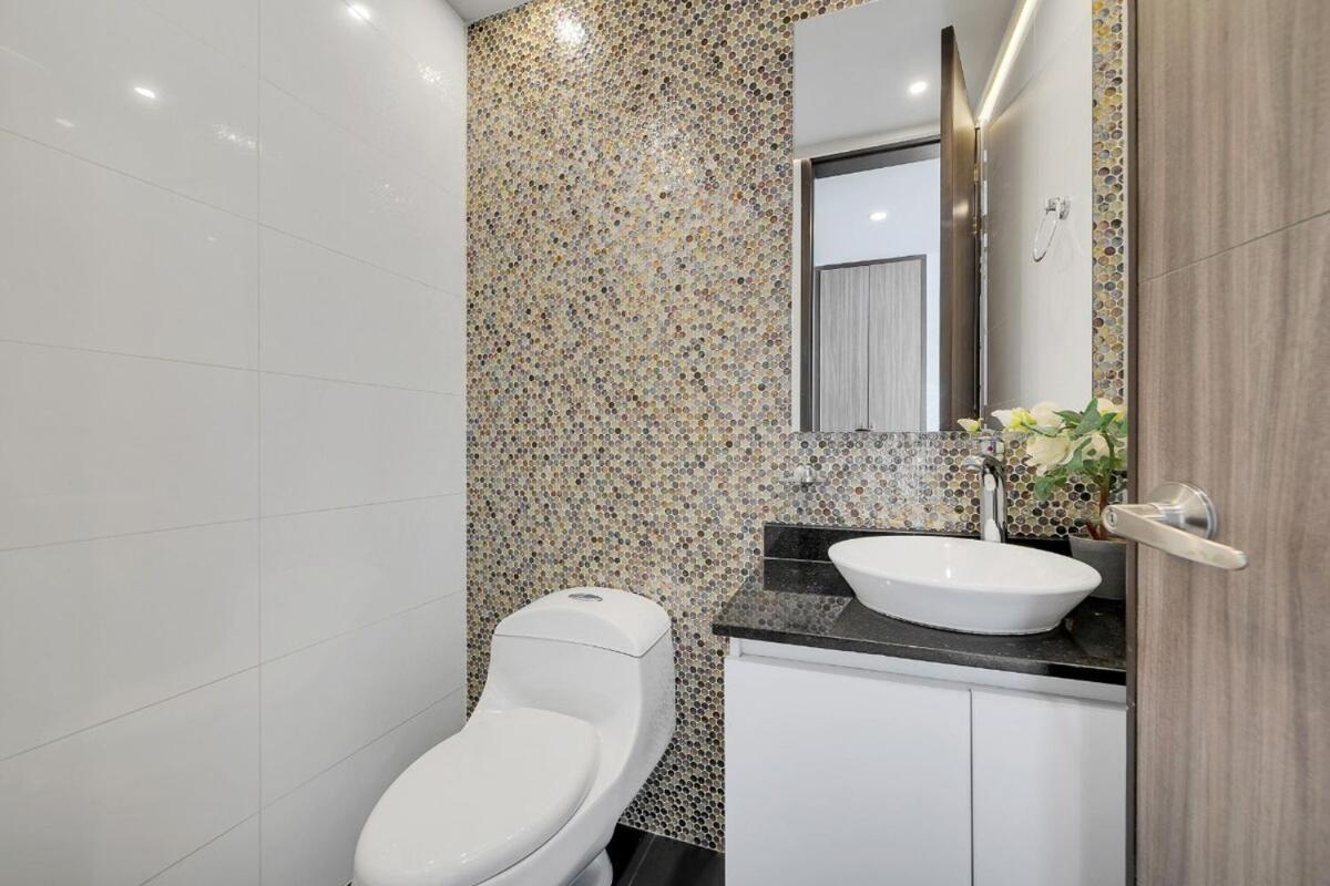 Apartamento Modern & Spacious Near Provenza