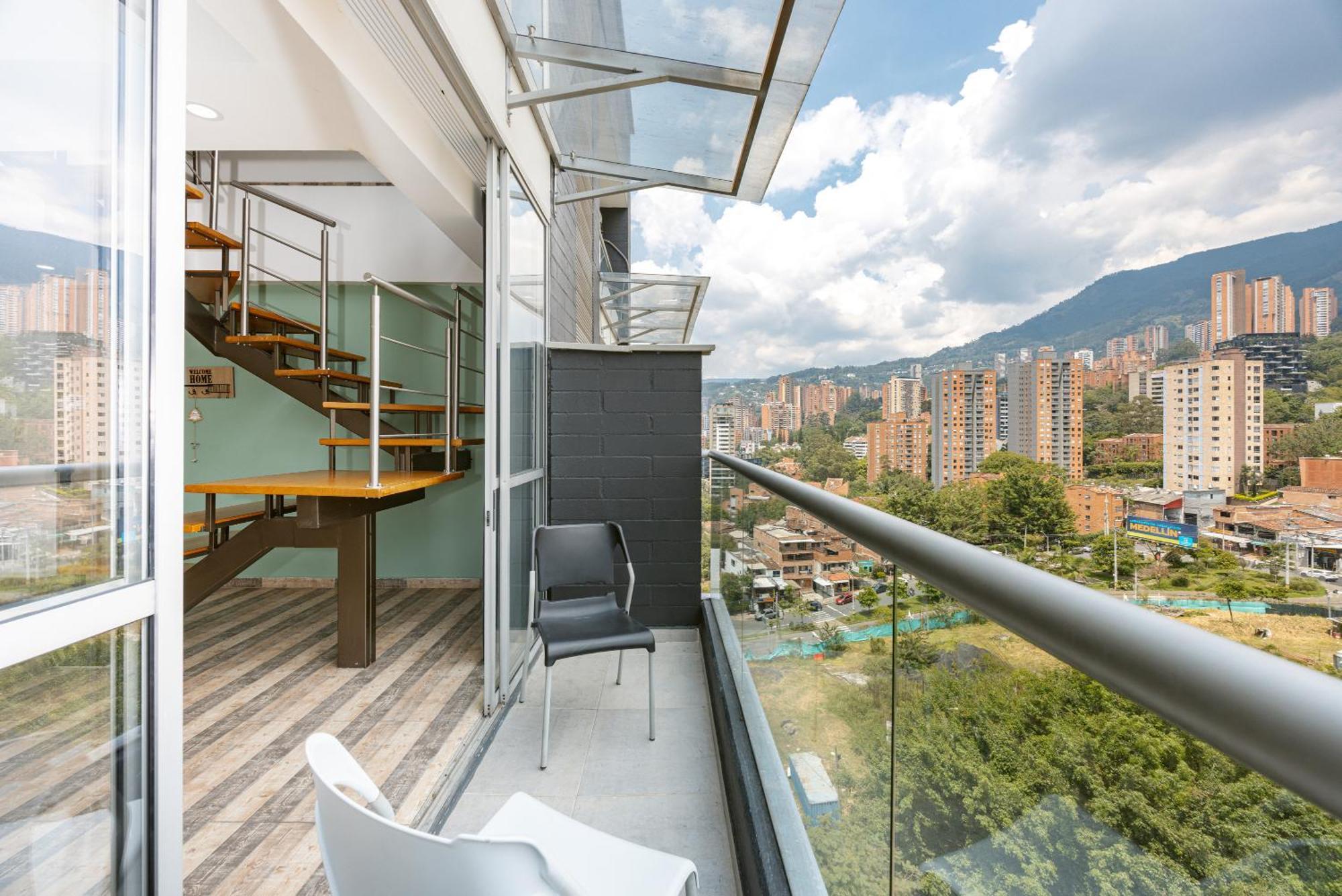 Borbon Apartahotel Medellín