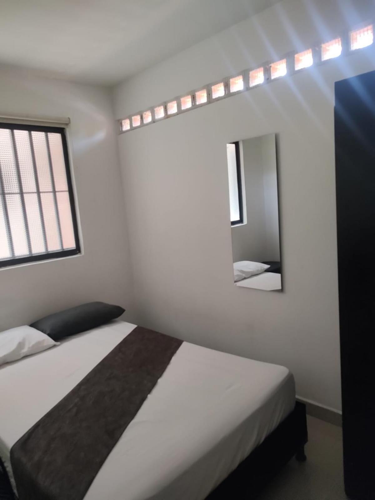 Hotel 33 Bulerias 3*