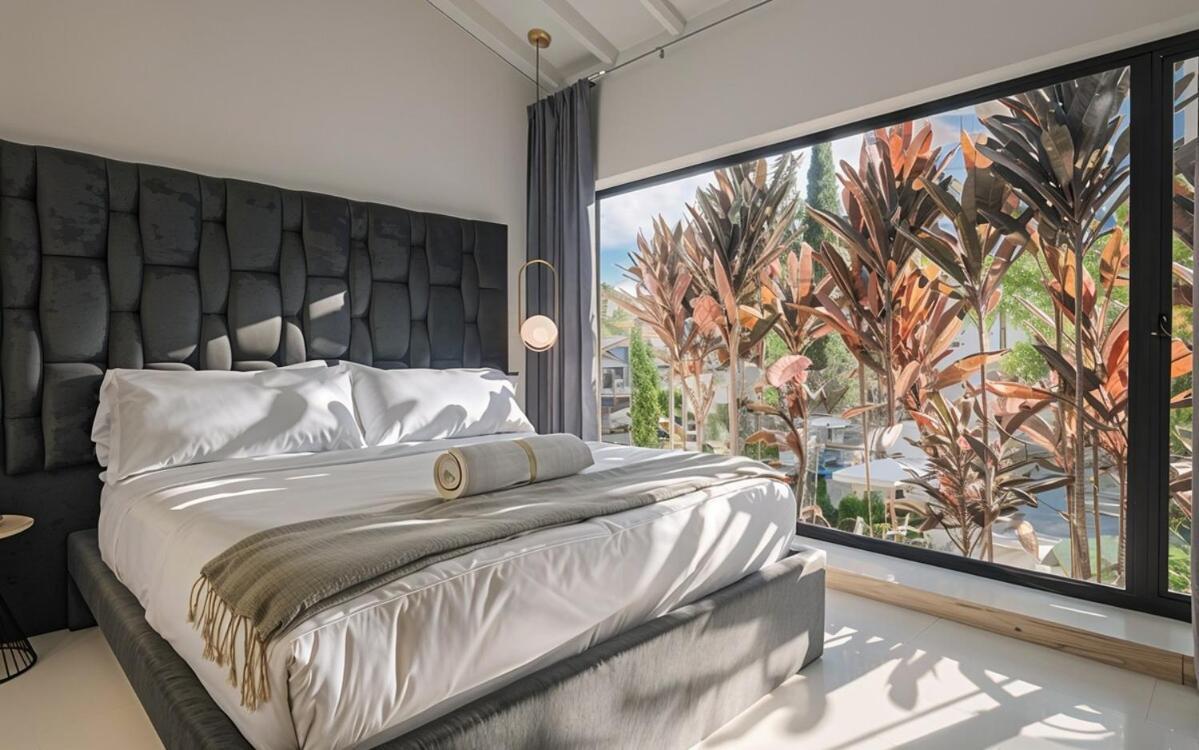 Breathtaking 6br Private Paradise In Poblado Mde Villa Medellín