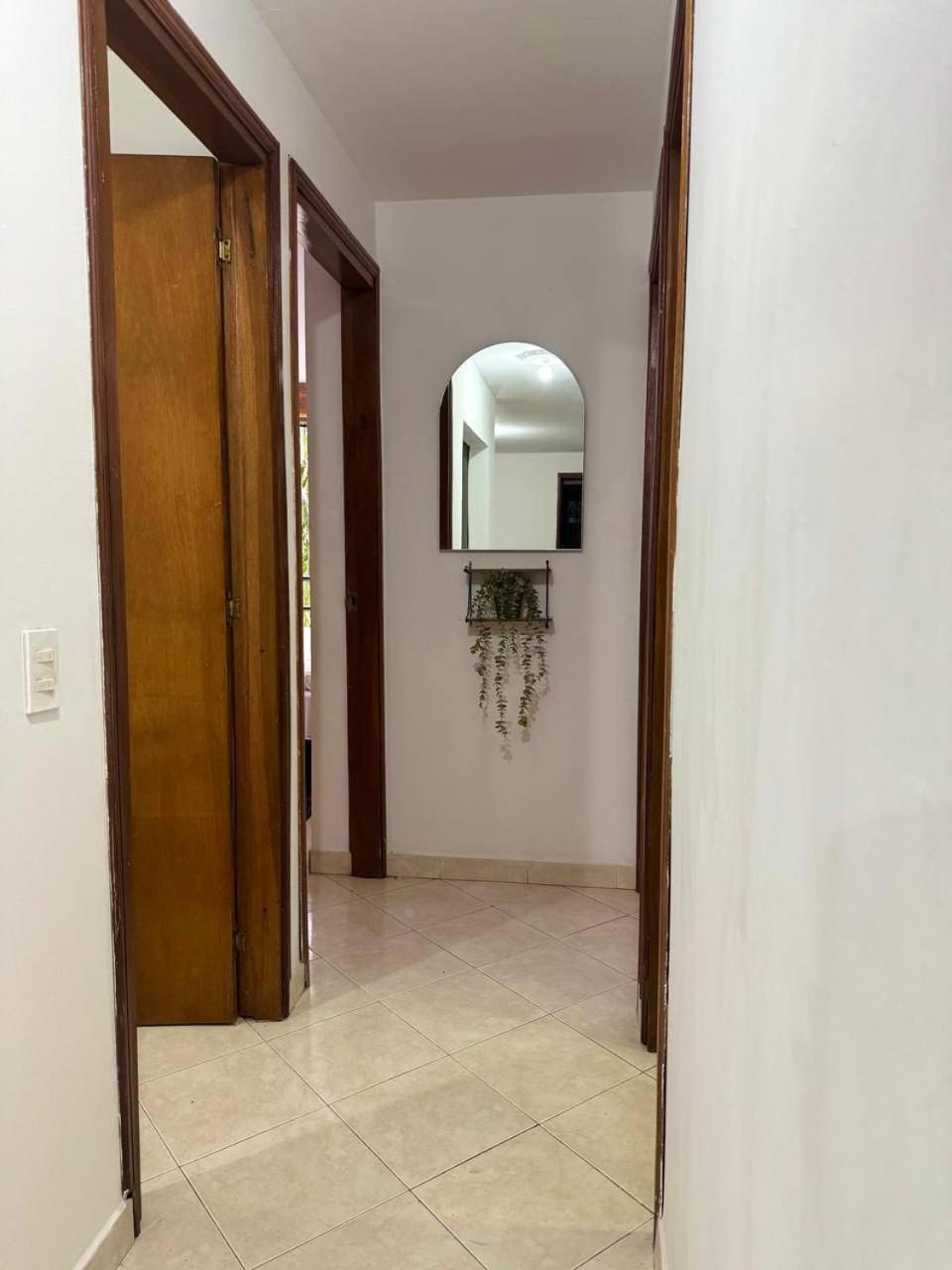 Completo-balcon Laureles-estadio Hasta 6 Personas Apartamento *