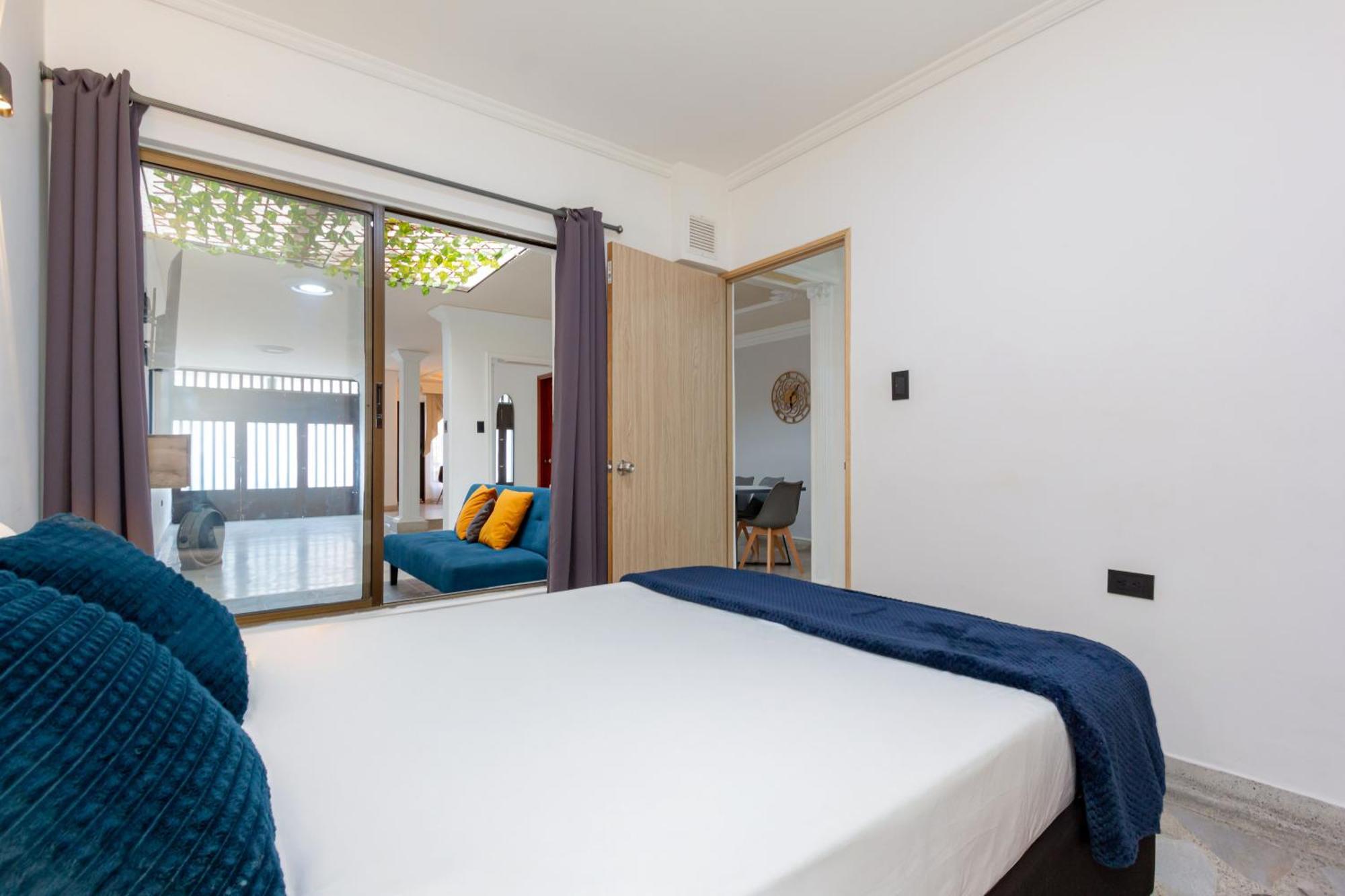 Great Family Near The Stadium And Beautiful Neighborhood Сasa de vacaciones Medellín