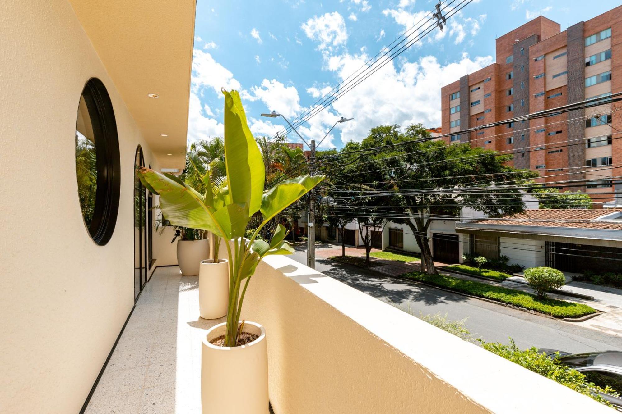 Casa Fiora Laureles * Medellin