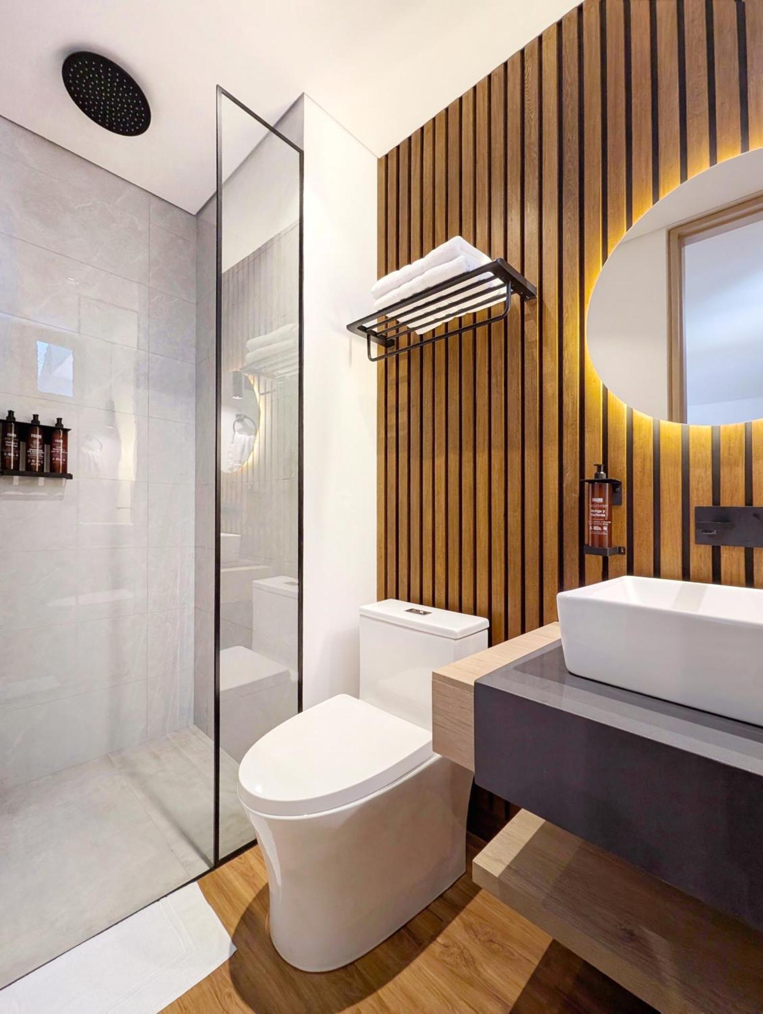 Hotel Moa Select Medellín