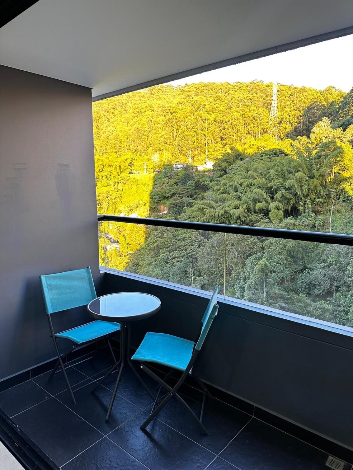 Stylish Mountain View *