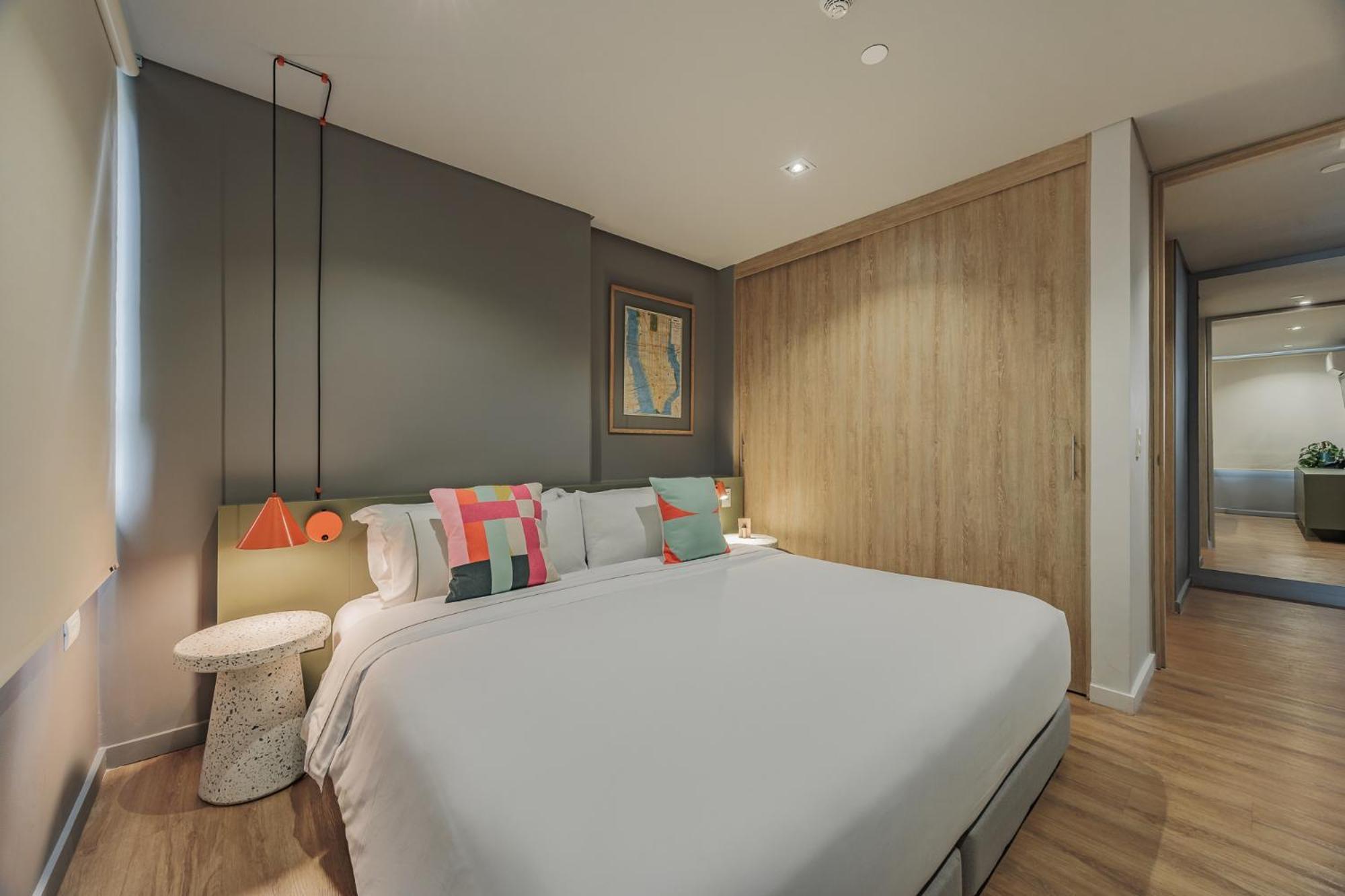 Hotel Versus 5*