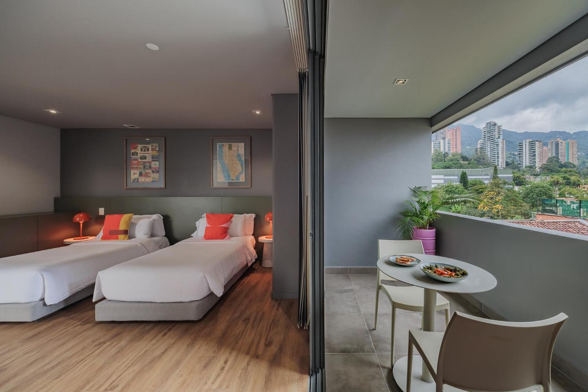 Versus Hotel 5*