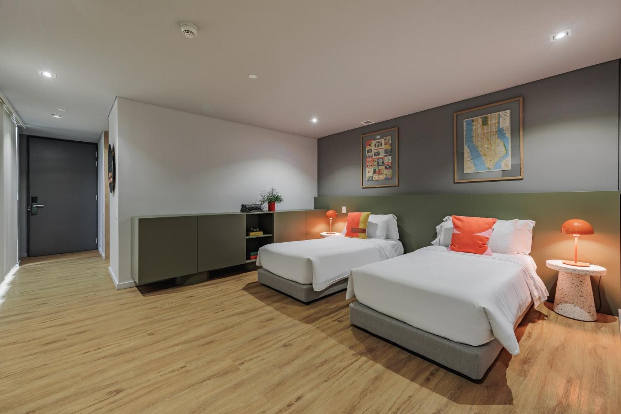 Hotel Versus 5*