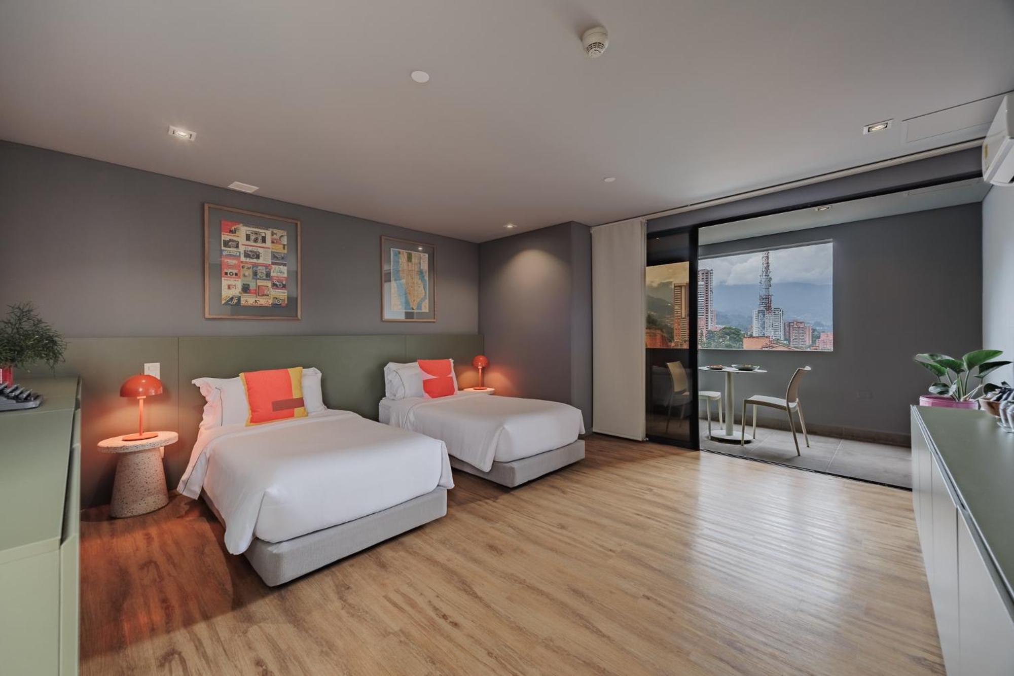 Versus Hotel