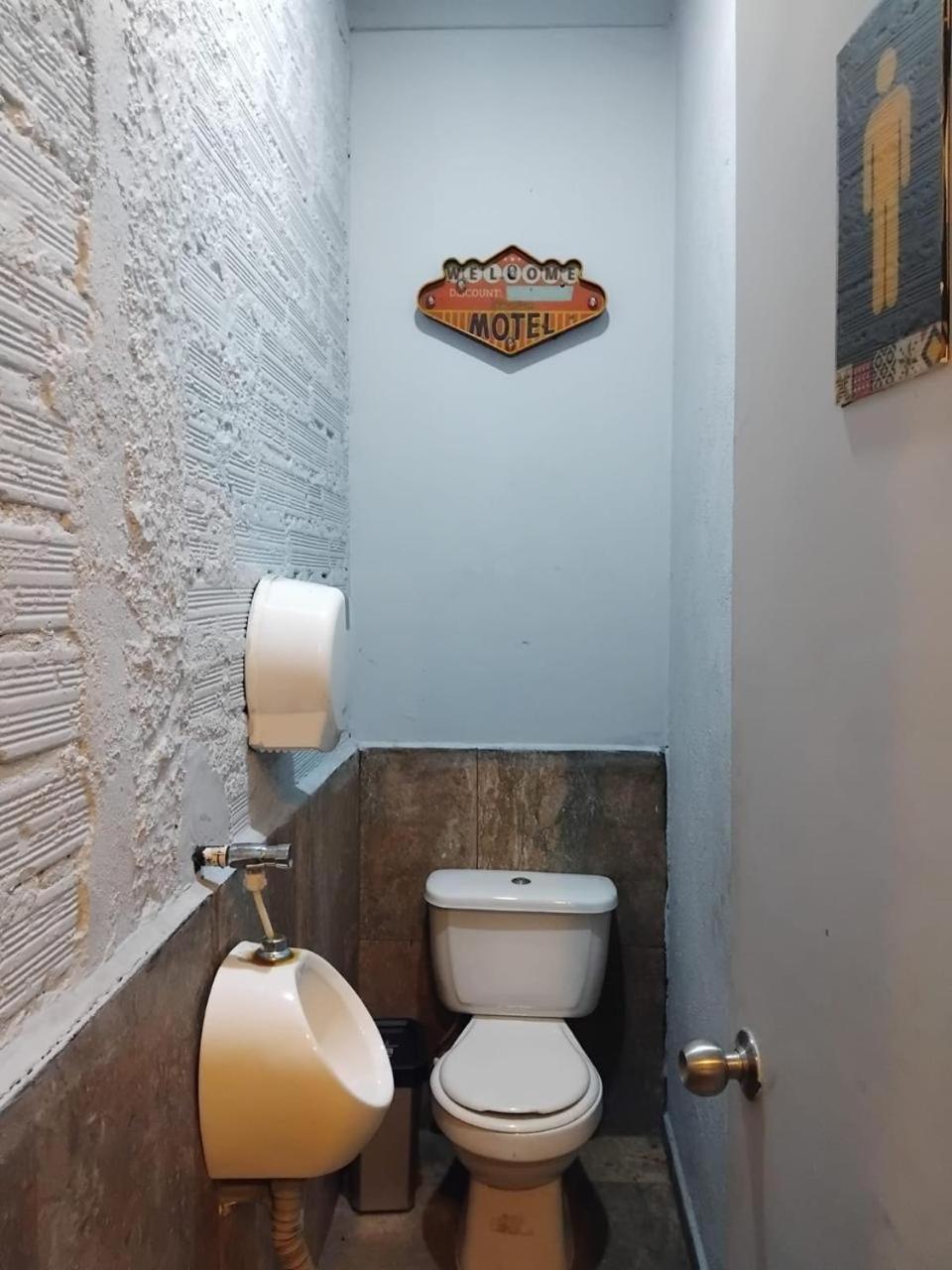 79 Poblado Hotel