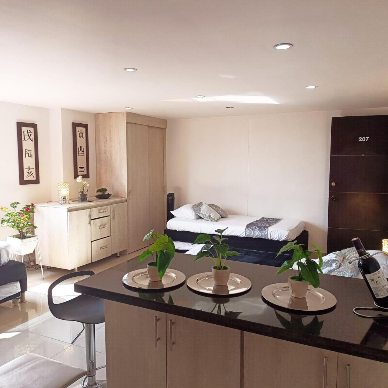 El Poblado 207 Apartasuite 1 A 5 Personas * Medellín