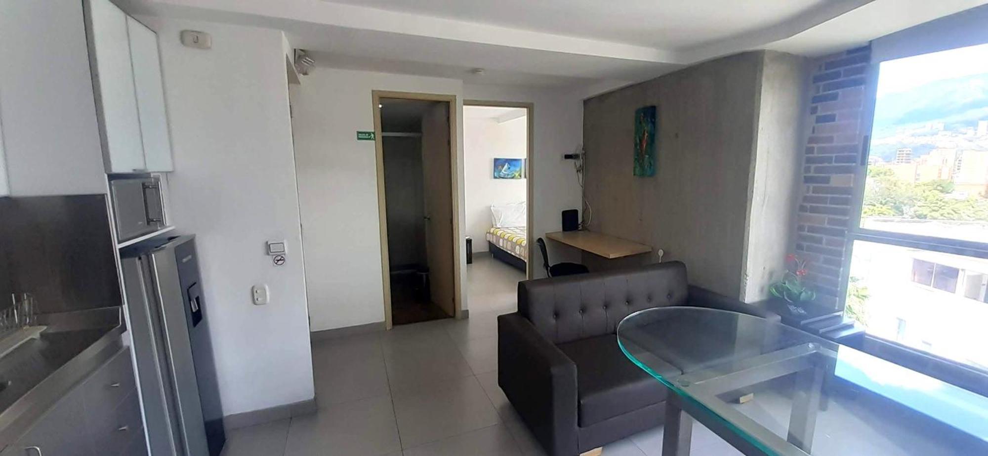 Mingle With The Beautiful Paisas, Perfect Location Apartamento *