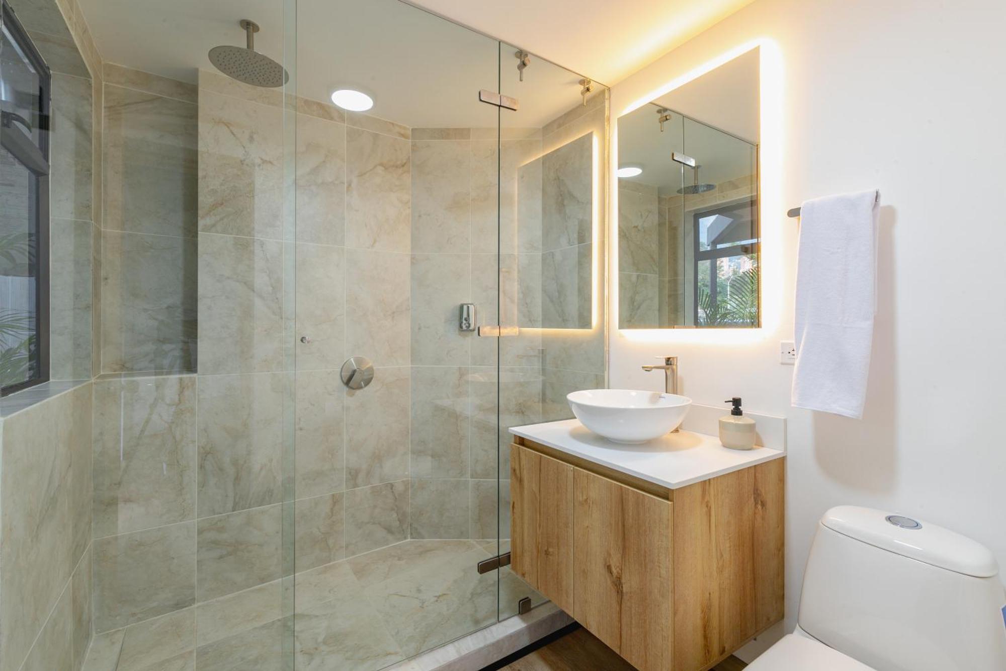 B3 4br Poblado Penthouse Wit Ac And Jacuzzi Apartamento Medellín
