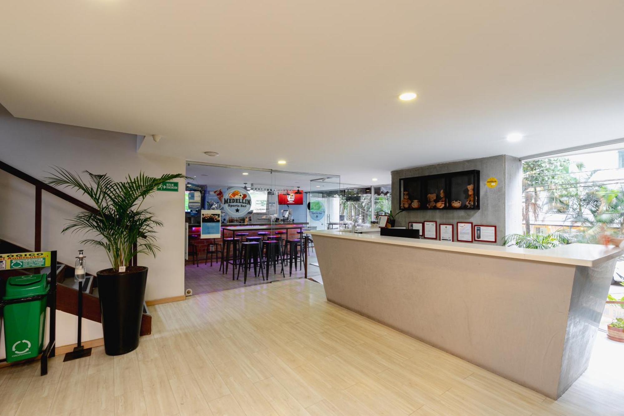 Penthouse Rooftop Terrace Gem In The Sky-laureles