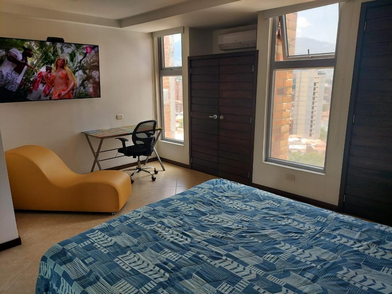 Apartment Penthouse Rooftop Terrace Gem In The Sky-laureles