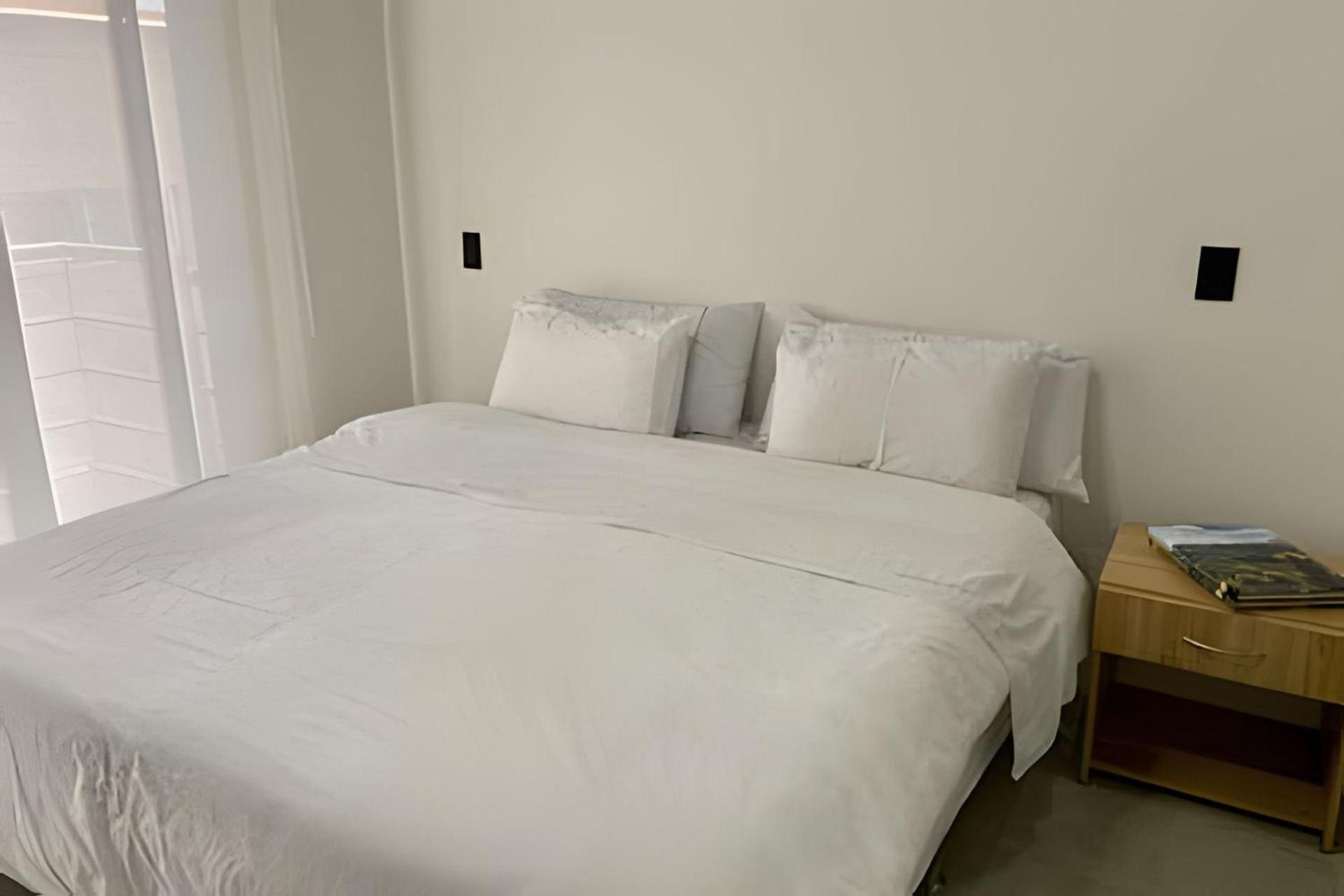 Luxury En Laureles-la 70 C/balcon Medellín