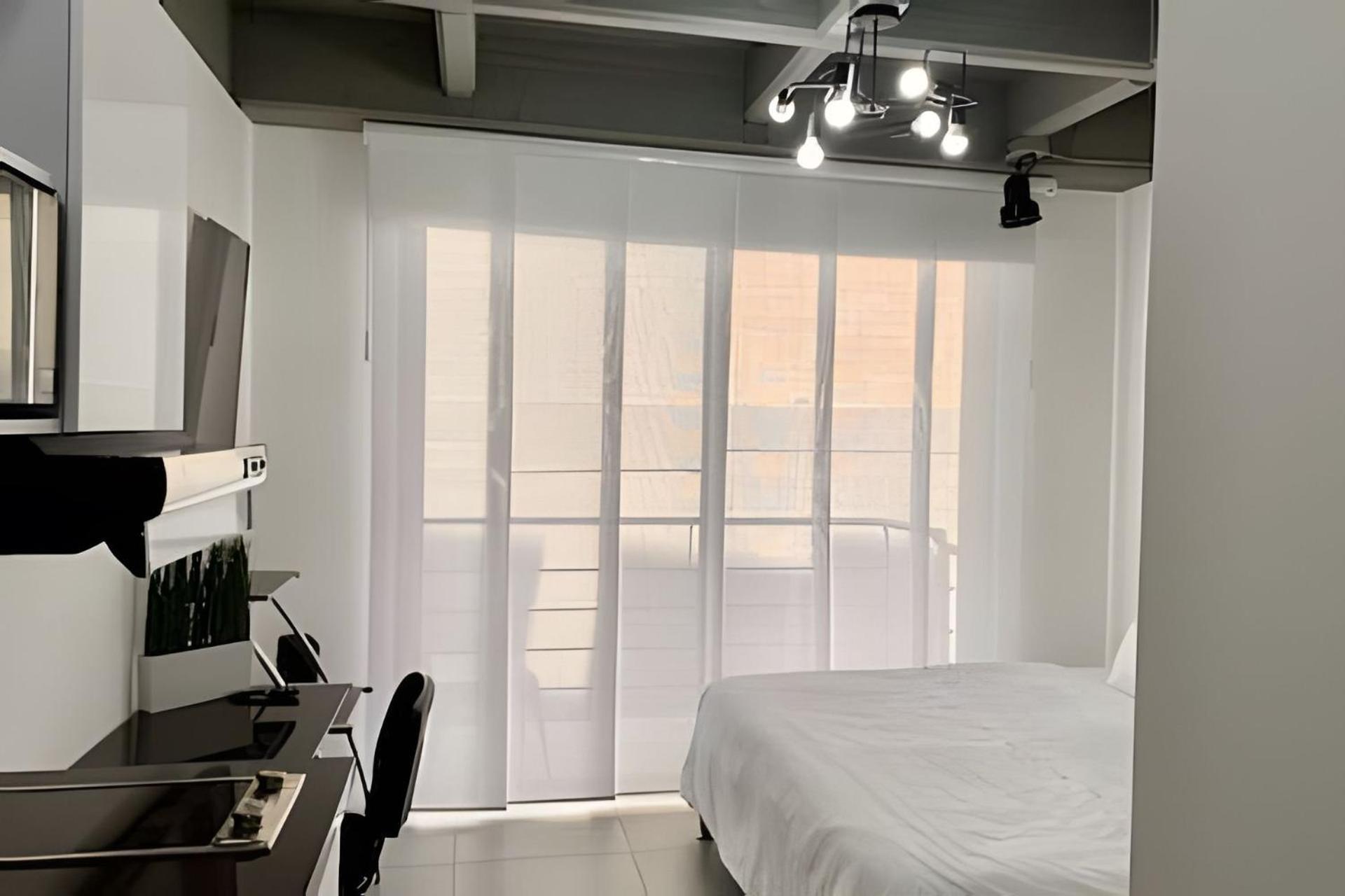 Luxury En Laureles-la 70 C/balcon Medellín
