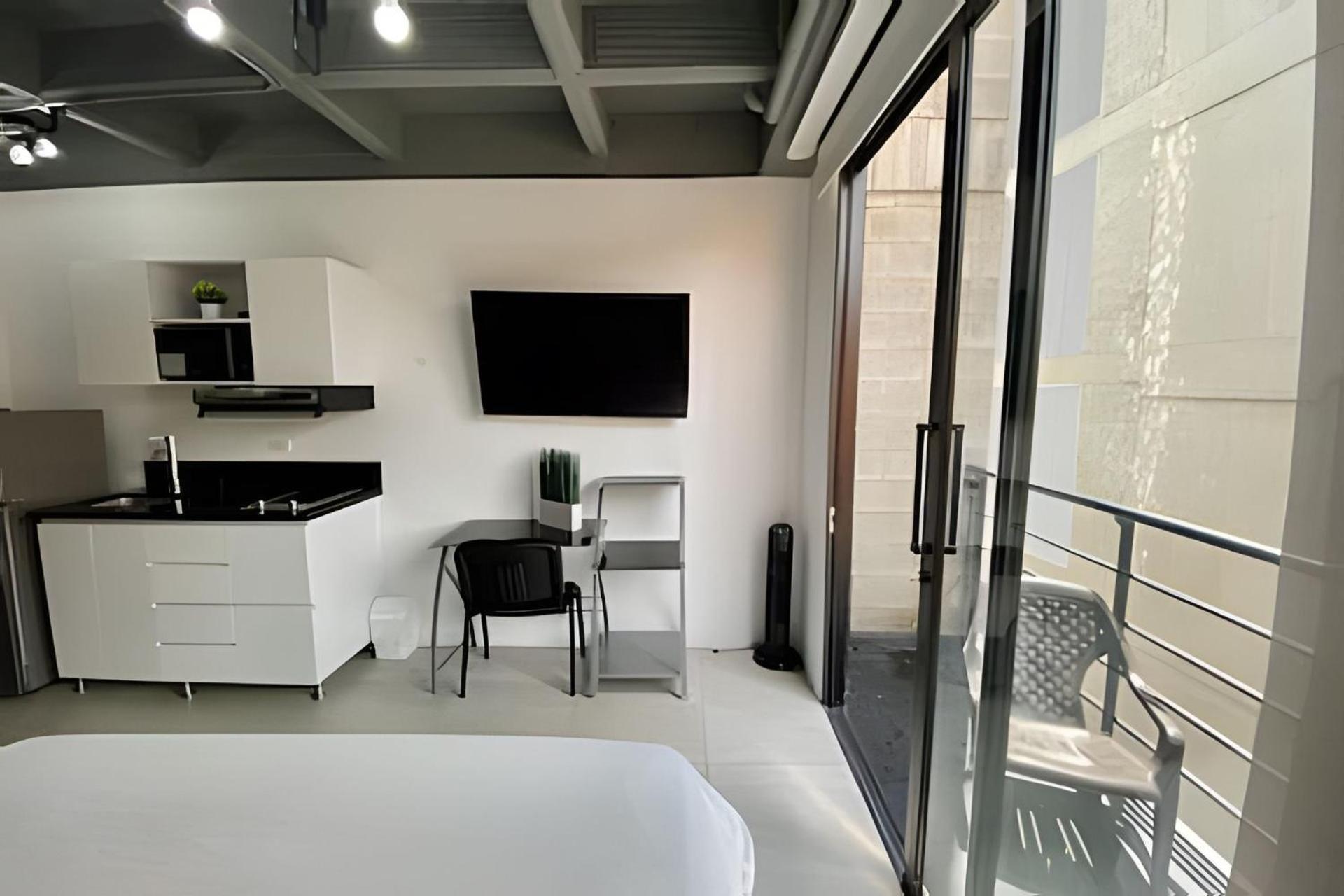 Luxury En Laureles-la 70 C/balcon Apartamento