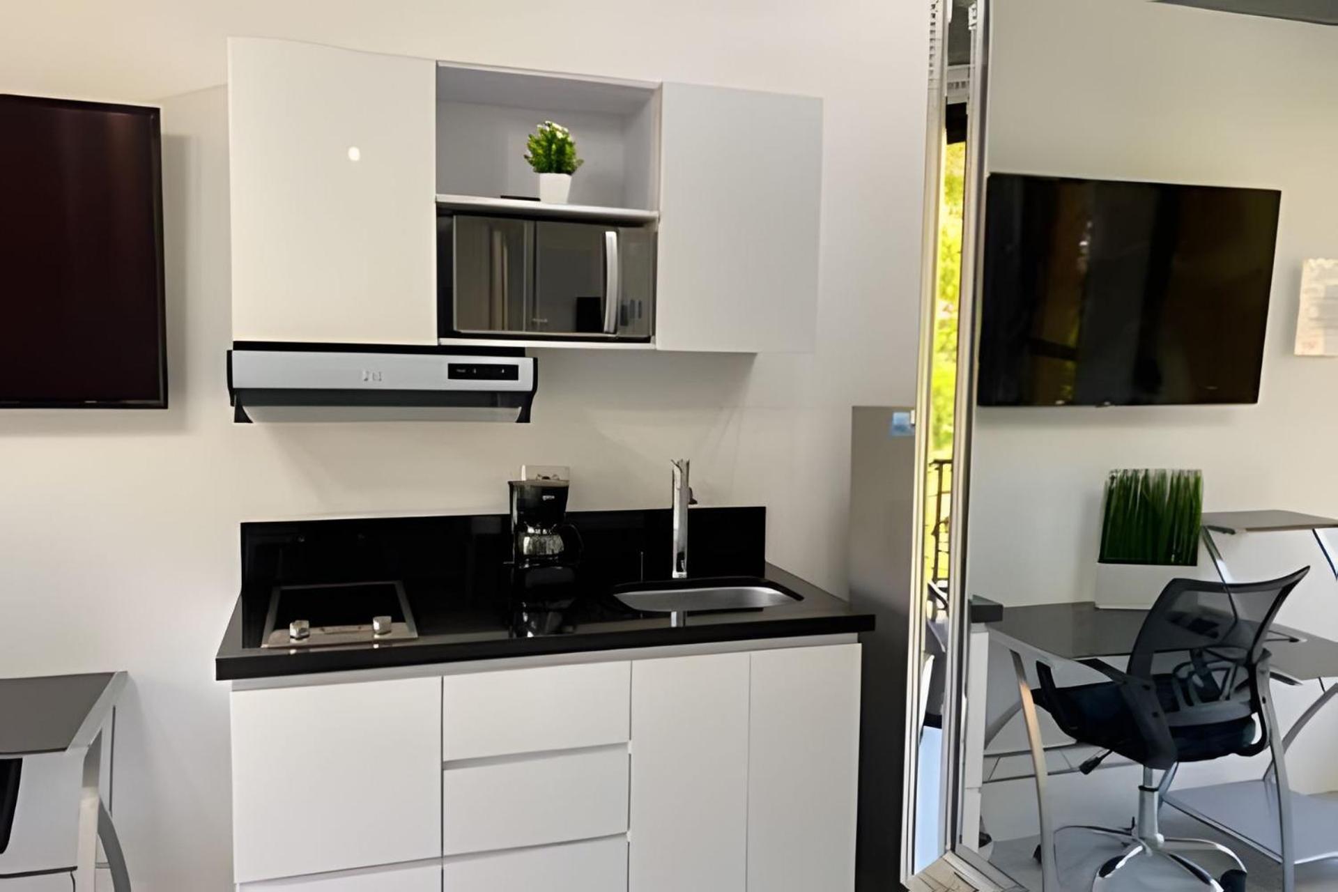 Luxury En Laureles-la 70 C/balcon Apartamento