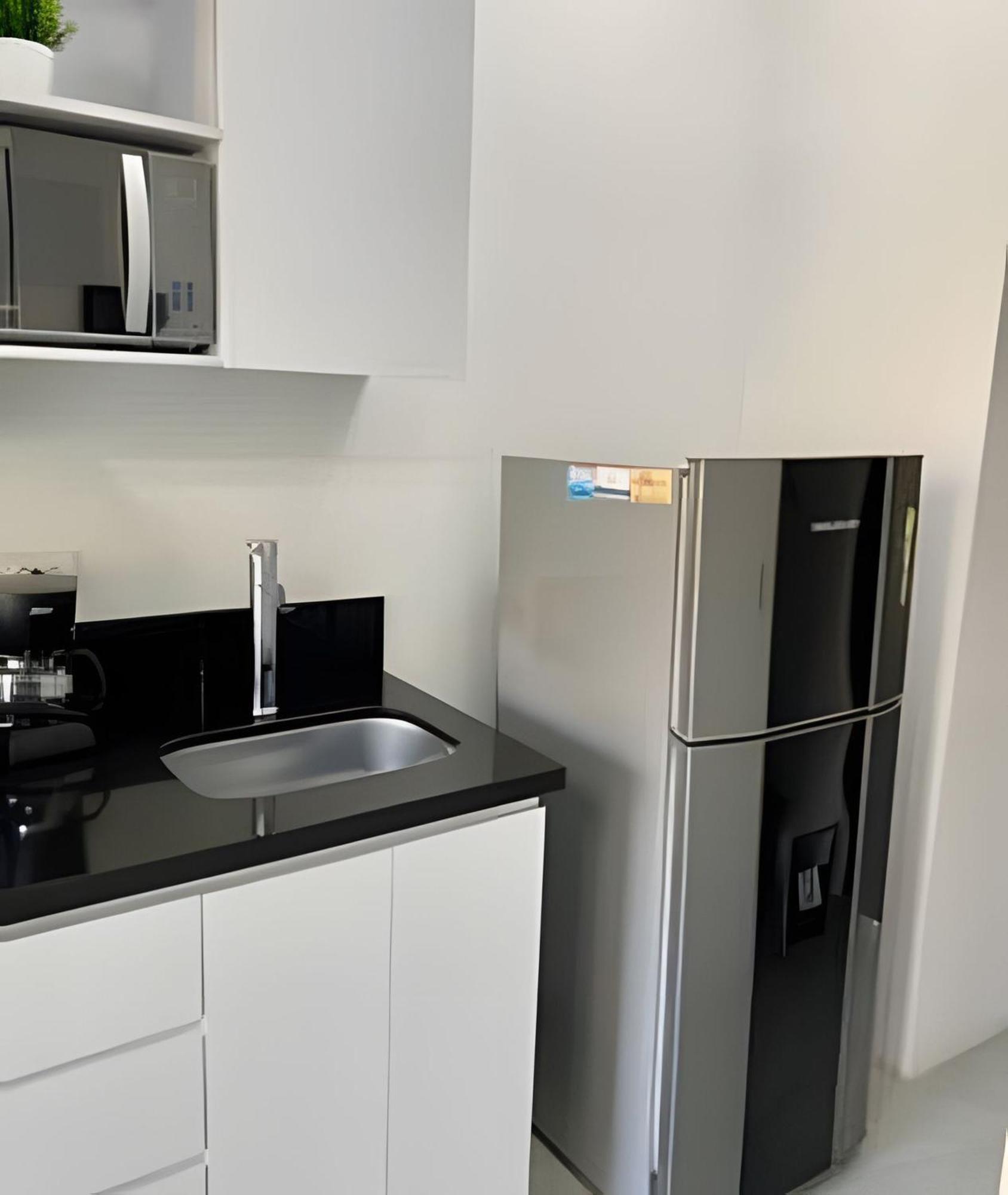 Apartamento Luxury En Laureles-la 70 C/balcon Medellín