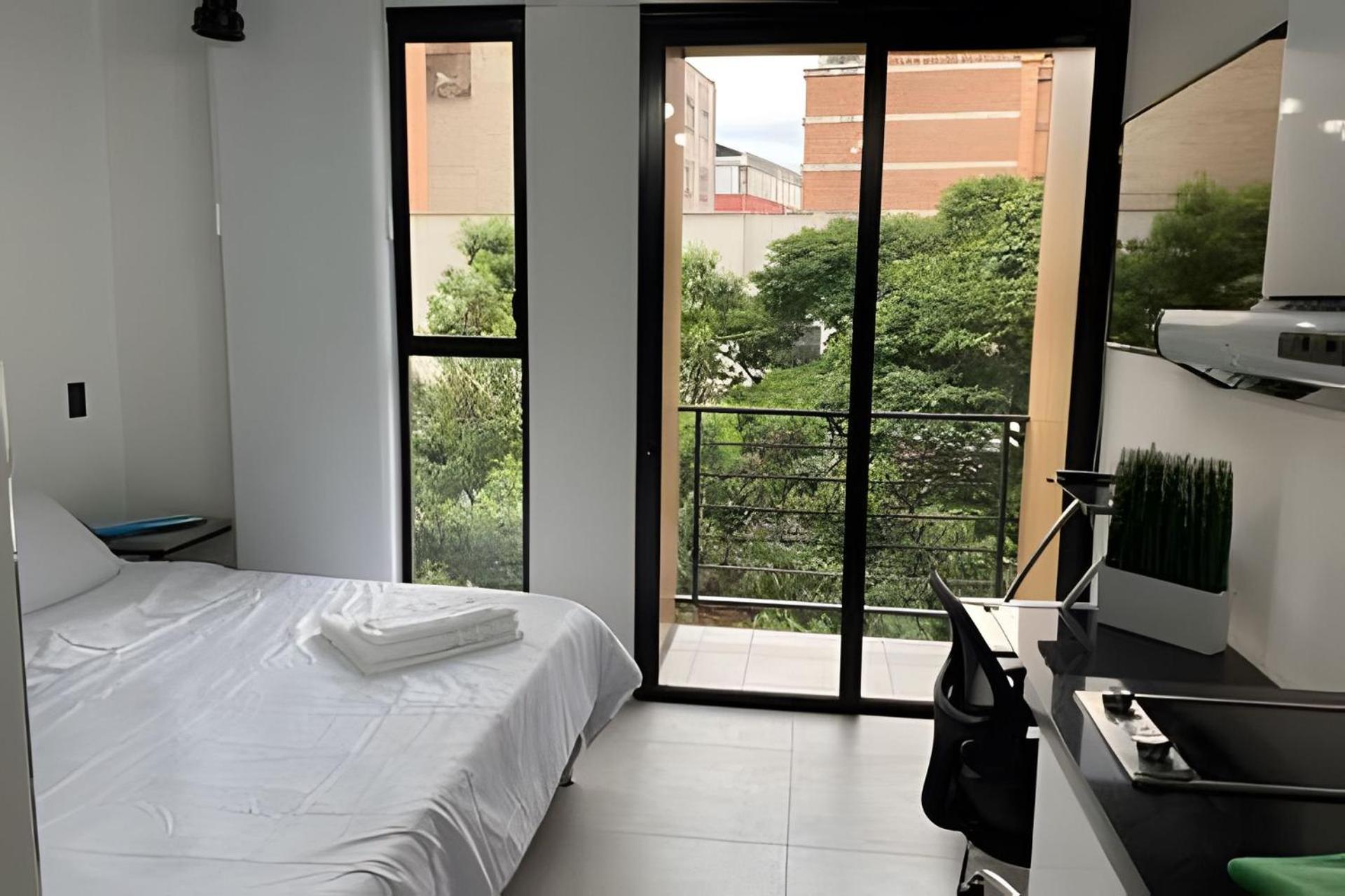 Apartamento Luxury En Laureles-la 70 C/balcon Medellín
