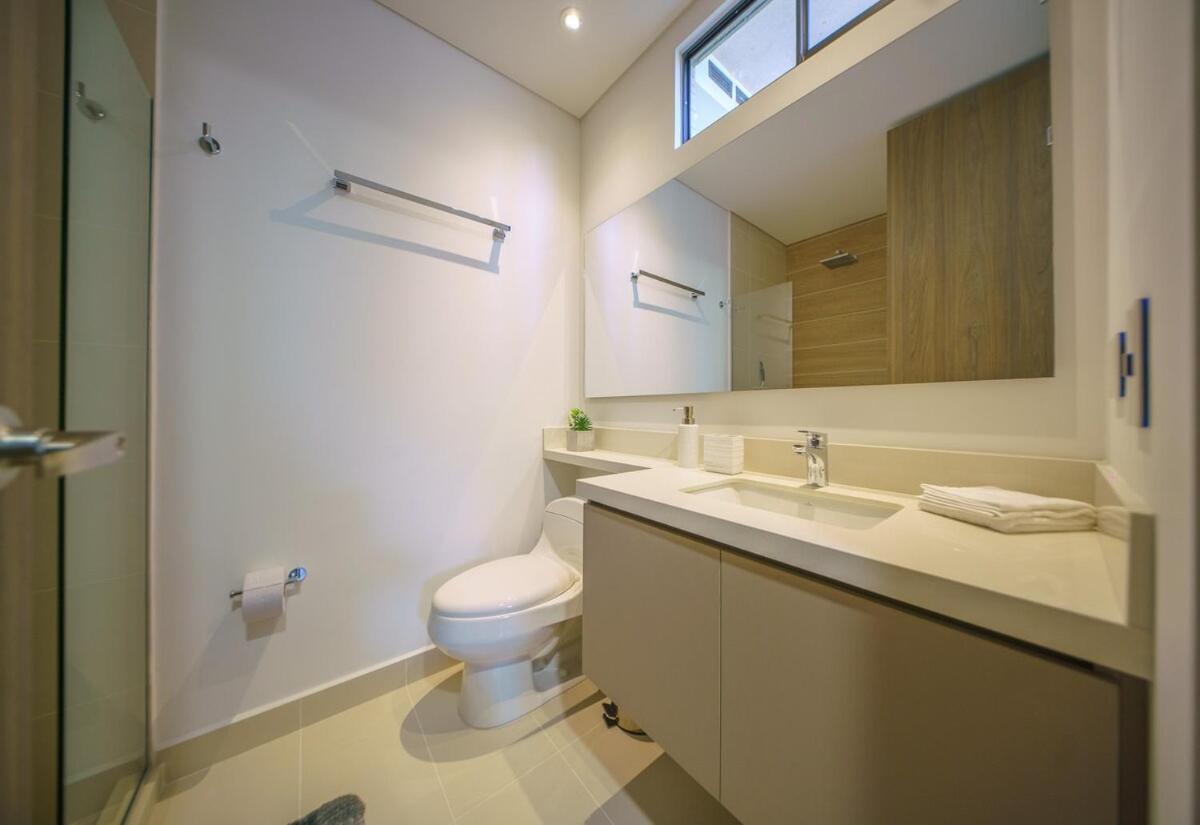 Luxury High-rise In 2br Executive Retreat Apartamento Medellín