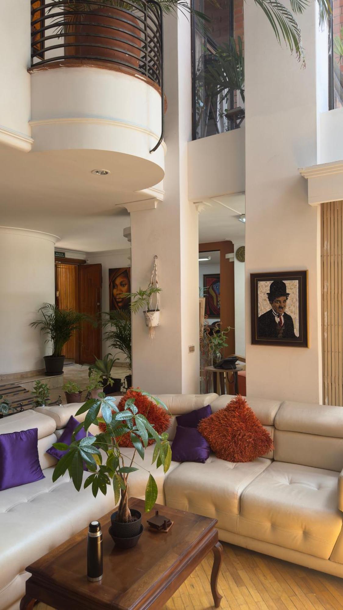 Hotel Casa Romero En Flor