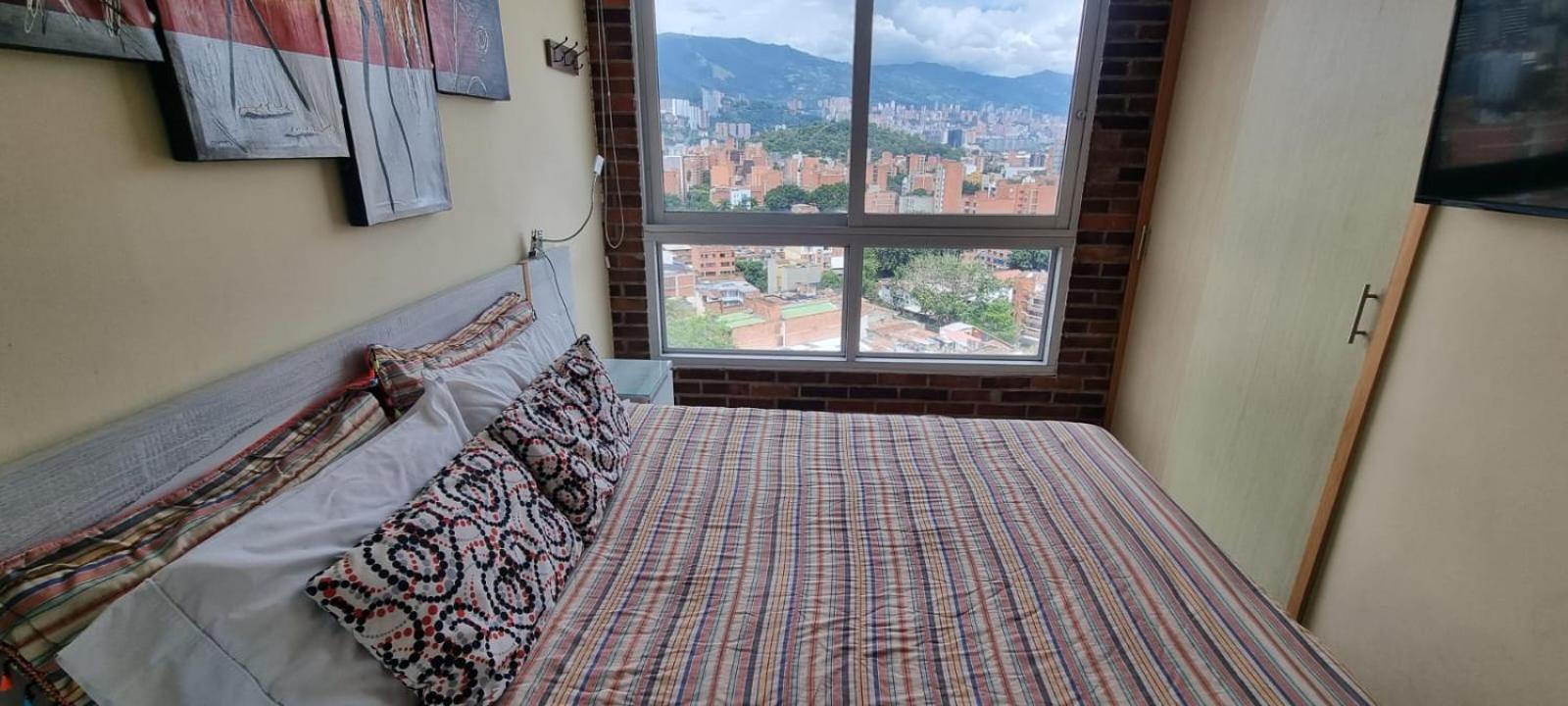 Apartamento Laureles 16th Floor Stylish Spring Treat Medellín