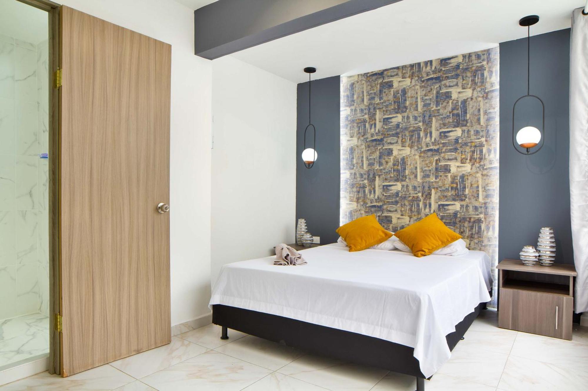 3 Bedroom Apartment, With Arcade Machine - 1 Block From Lleras Park P7 Apartamento Medellín