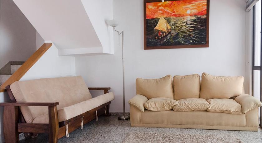 Hostal Malibu House Medellín