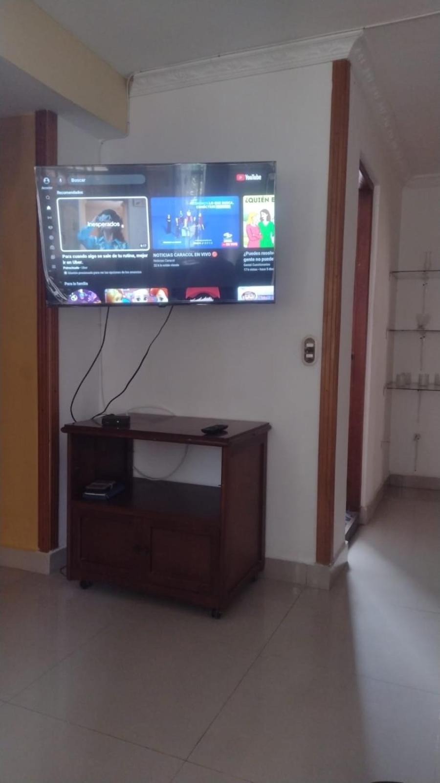 Casa En Cerca Estadio Barrio La America *