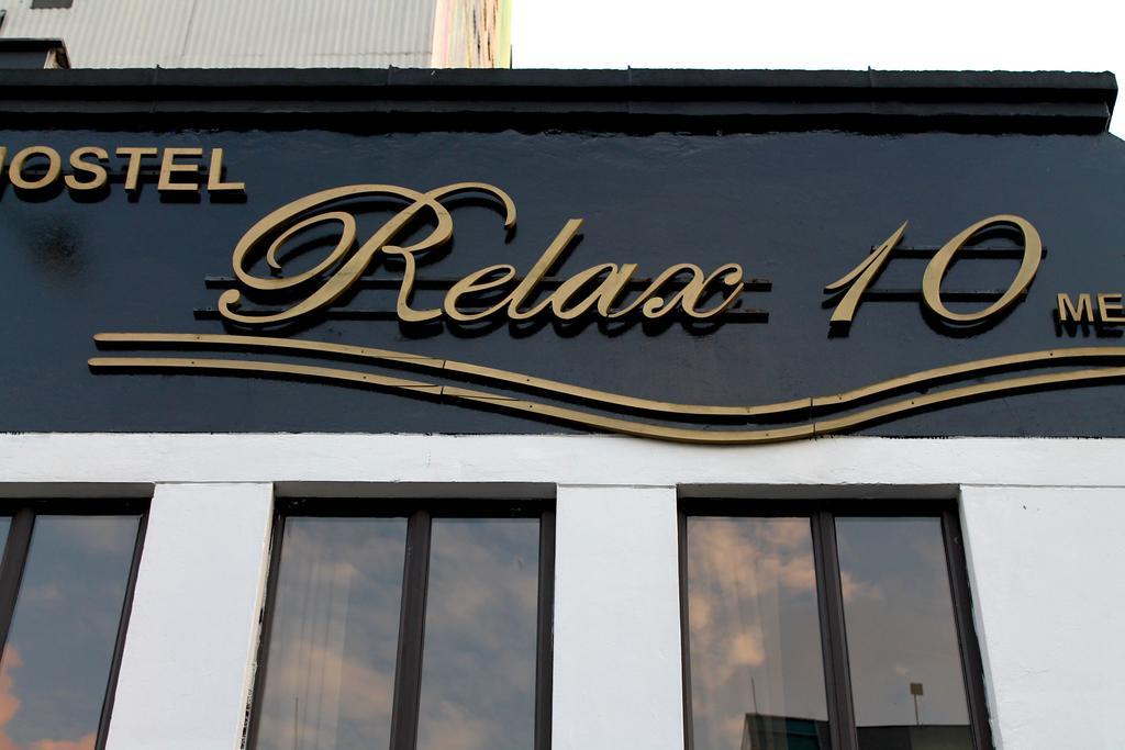 Relax 10 Hostal *