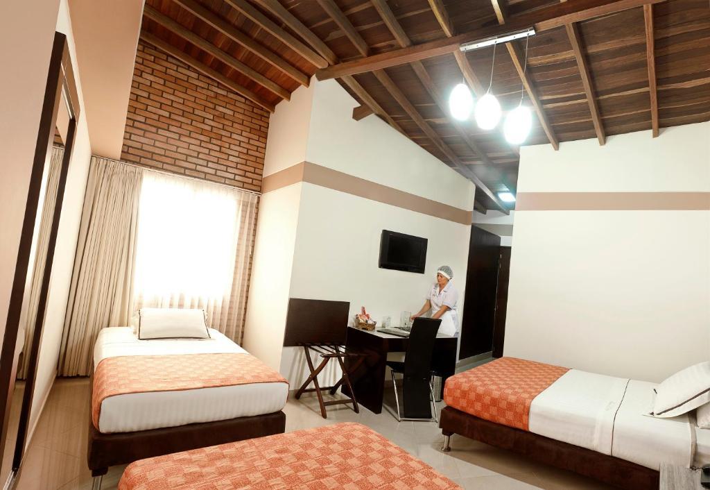 Hotel Alameda De La 10 4*
