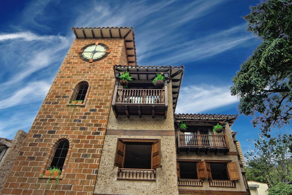 Casa Del Reloj