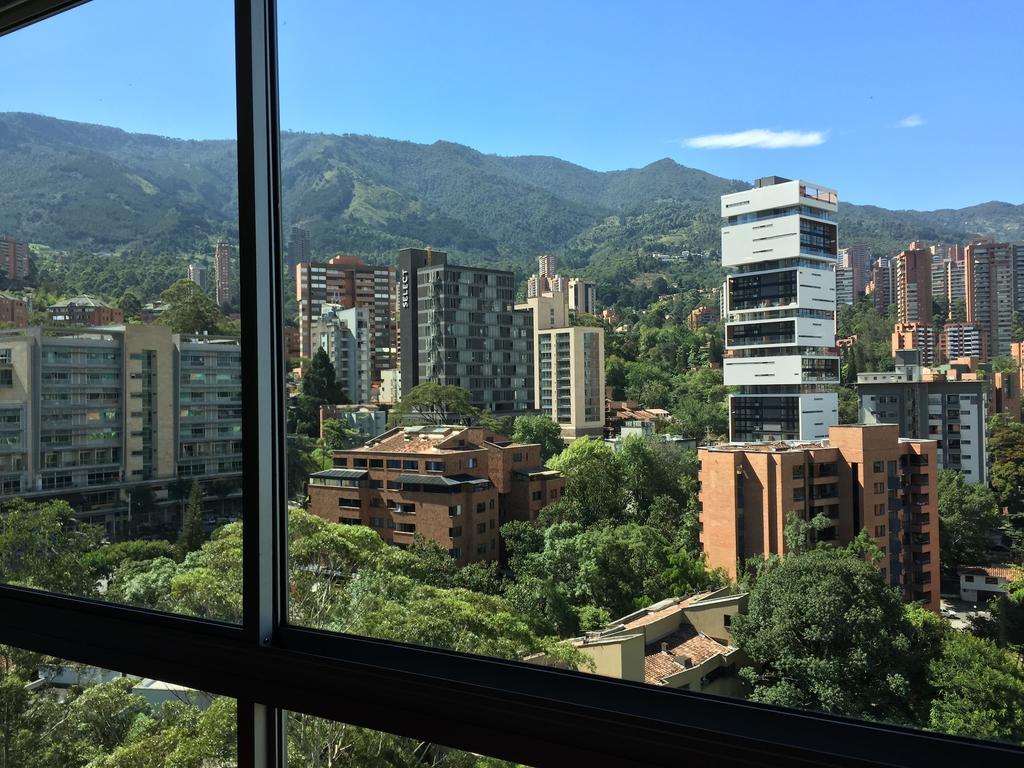 Blux * Medellín