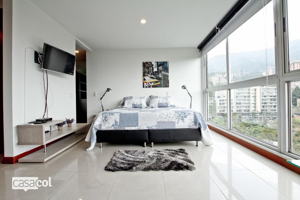 Blux * Medellín