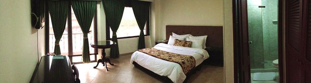 Hotel Plaza