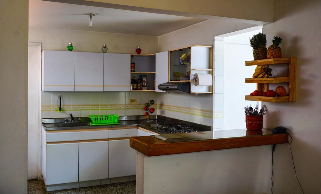 Hostal Malibu House