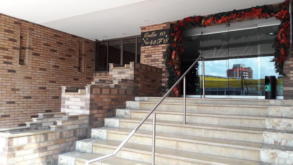 Alameda De La 10 Hotel