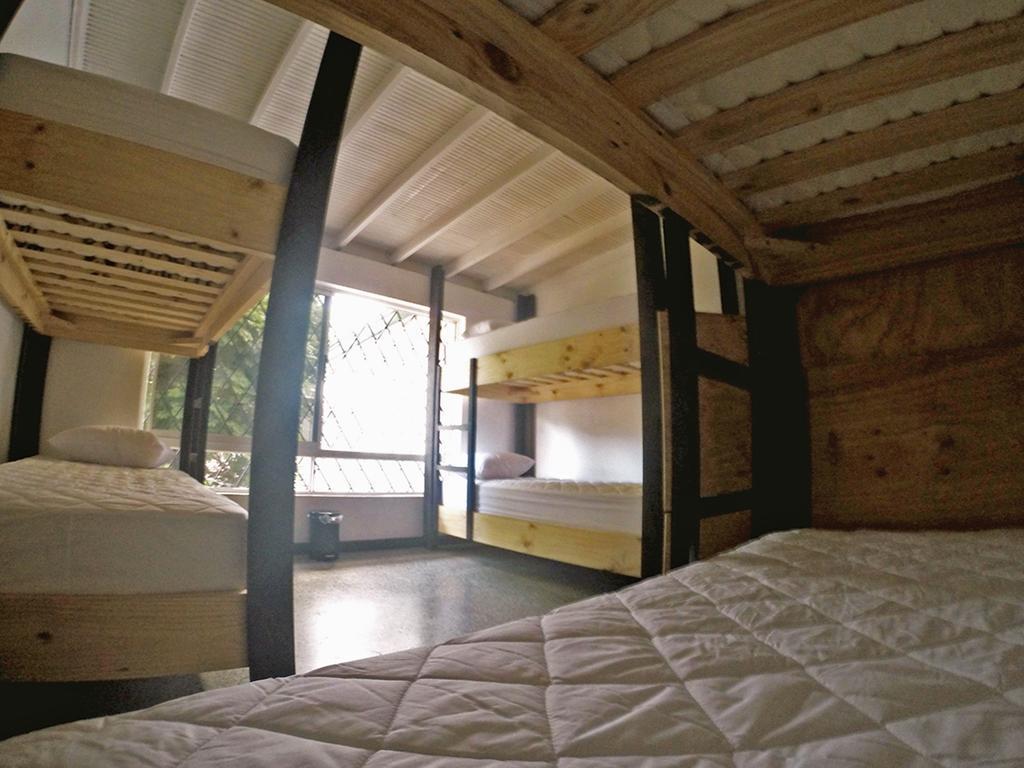 Blackpine Hostal