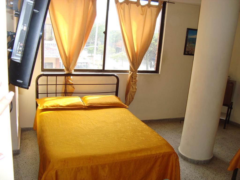 Hotel Metro 3*