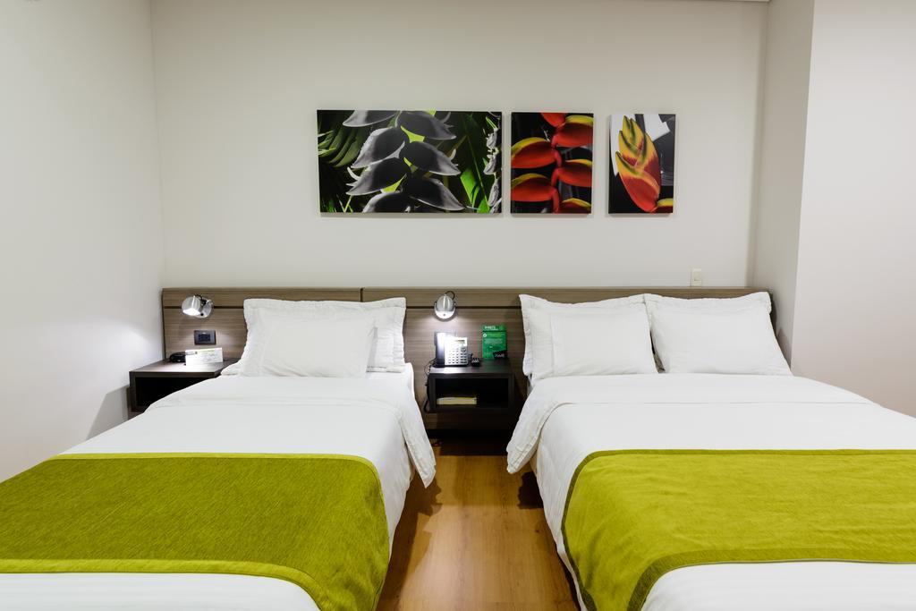 Hotel Vivre 3*
