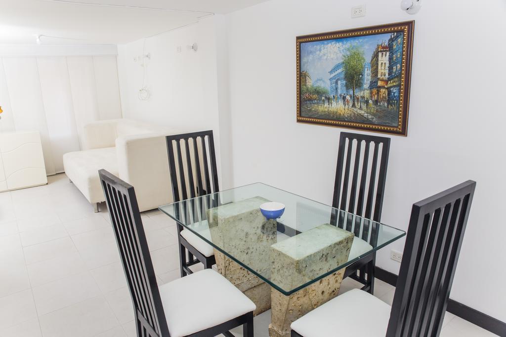 Palmar De Laureles By Nomad Guru Apartamento Medellín